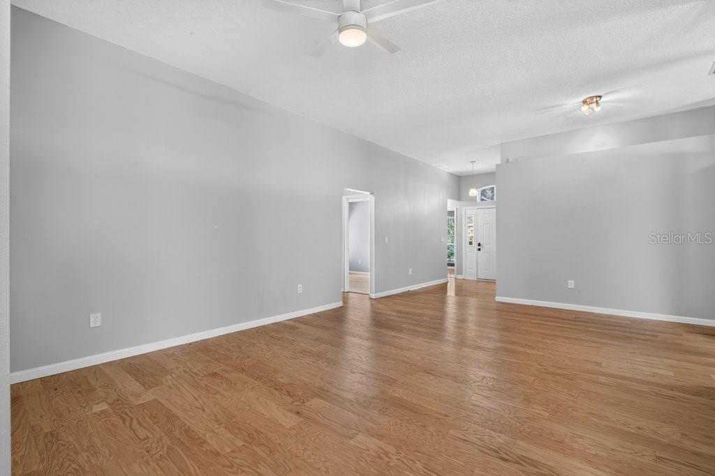 828 Crystal Spring Way Property Photo 36