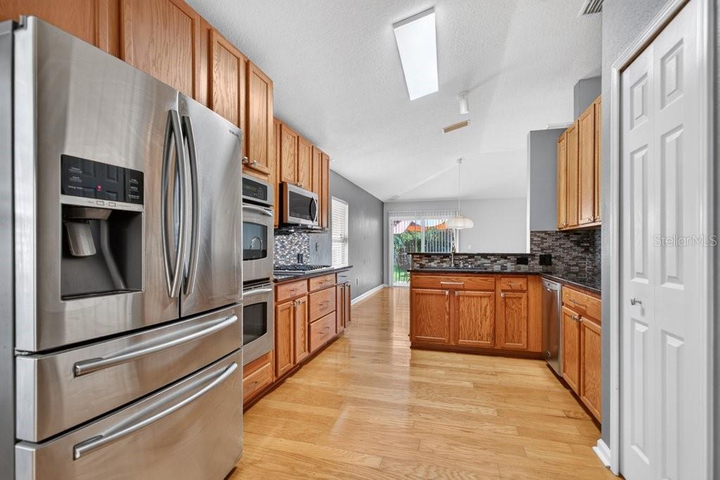 828 Crystal Spring Way Property Photo 41