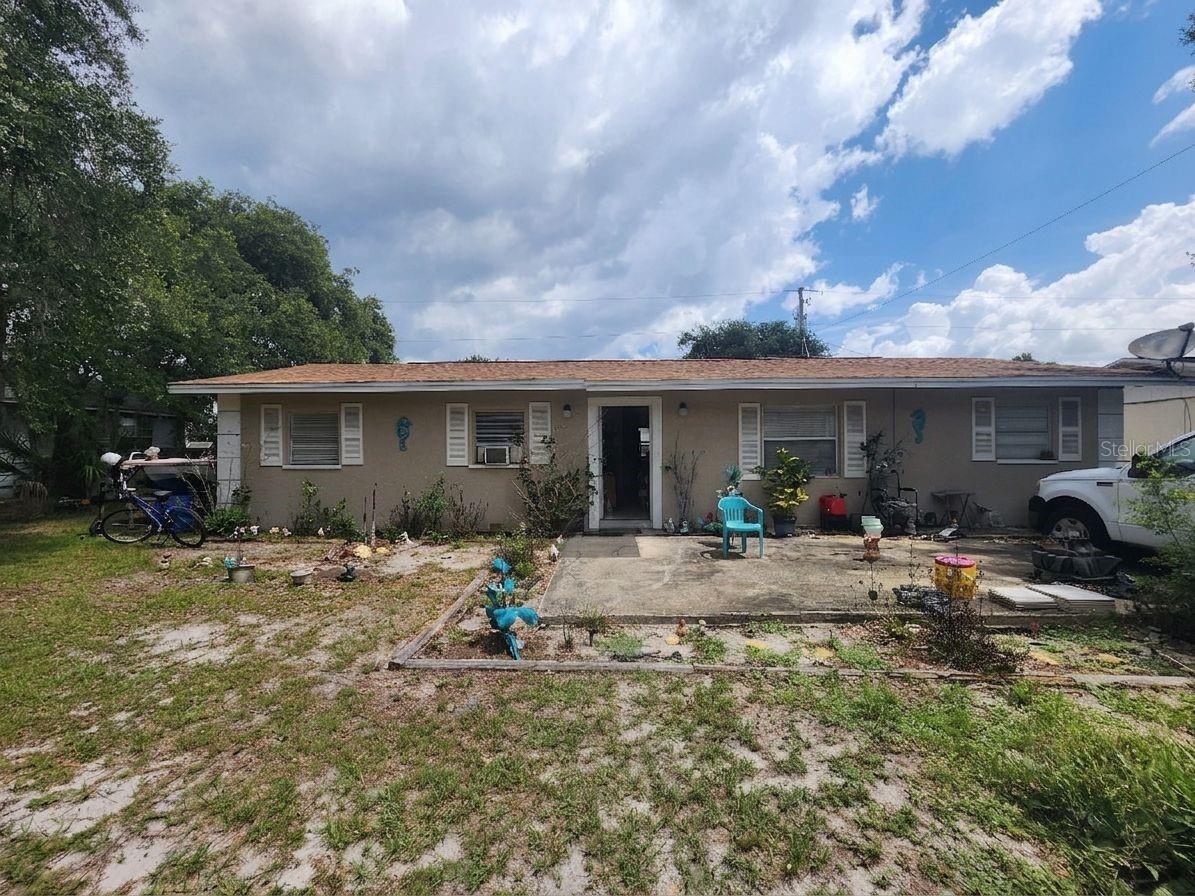 1710 MINNIE ST Property Photo 1