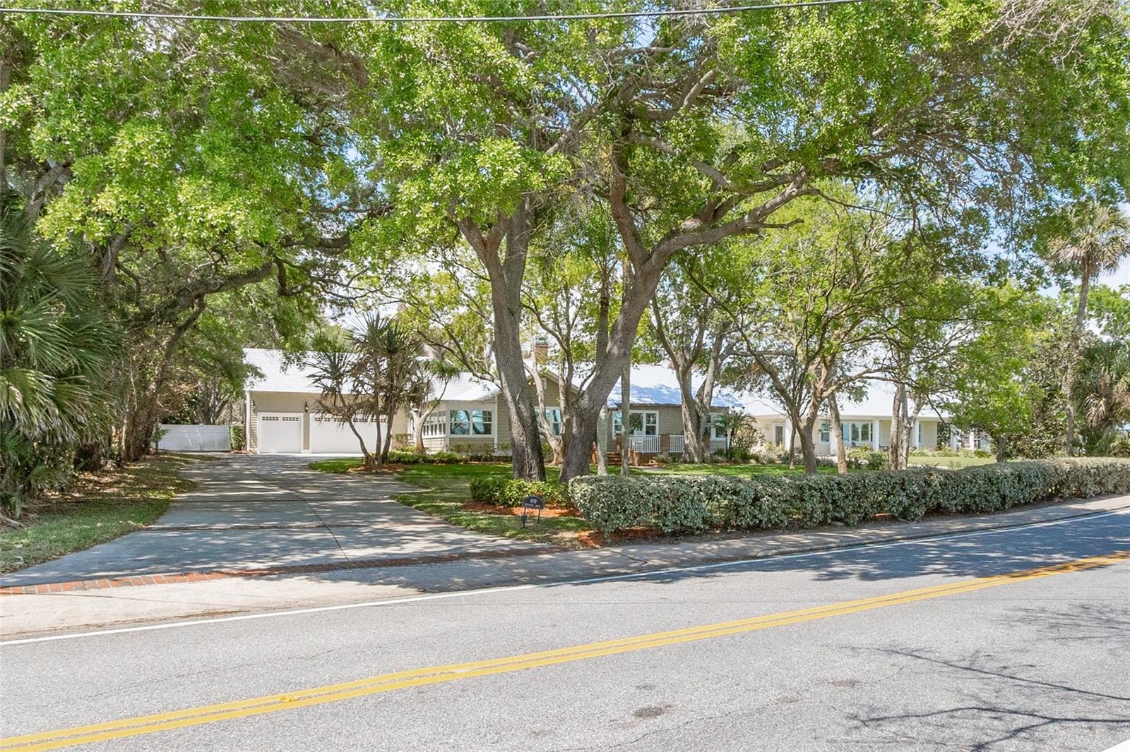 409 Rockledge Dr Property Photo 4