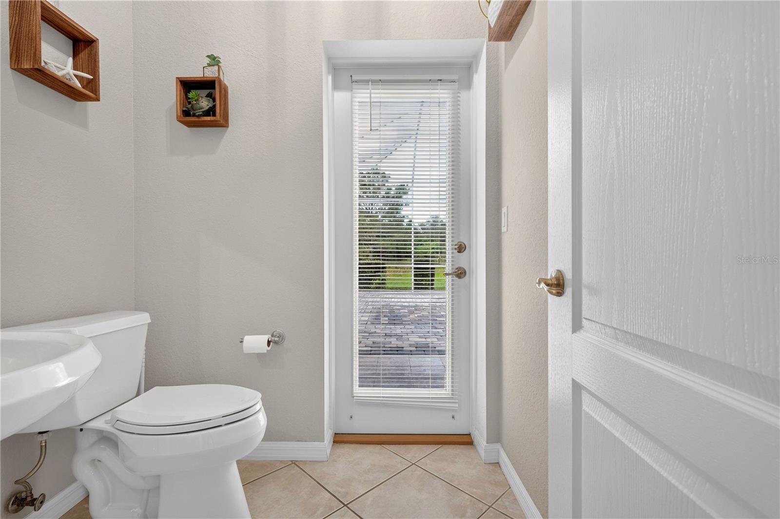 1435 Dolph Cir Property Photo 46