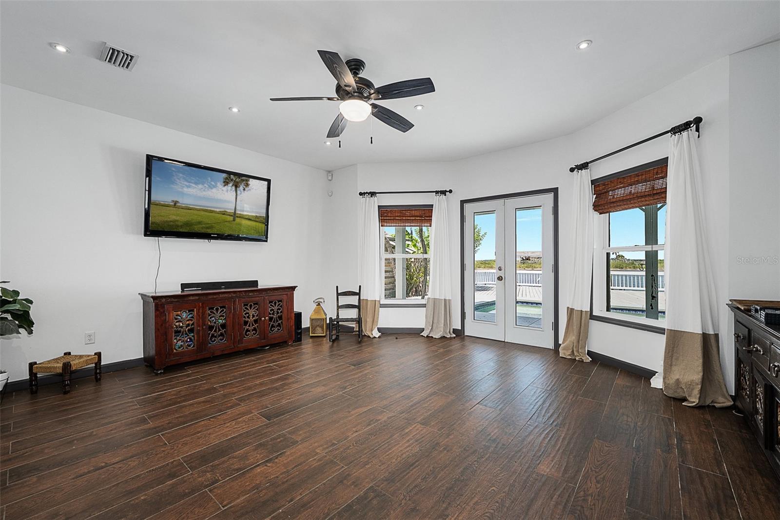 3110 John Anderson Dr Property Photo 50