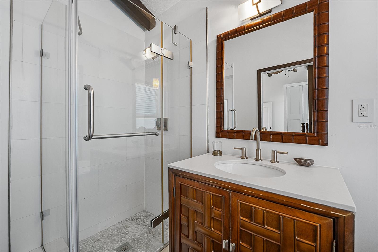 3110 John Anderson Dr Property Photo 86