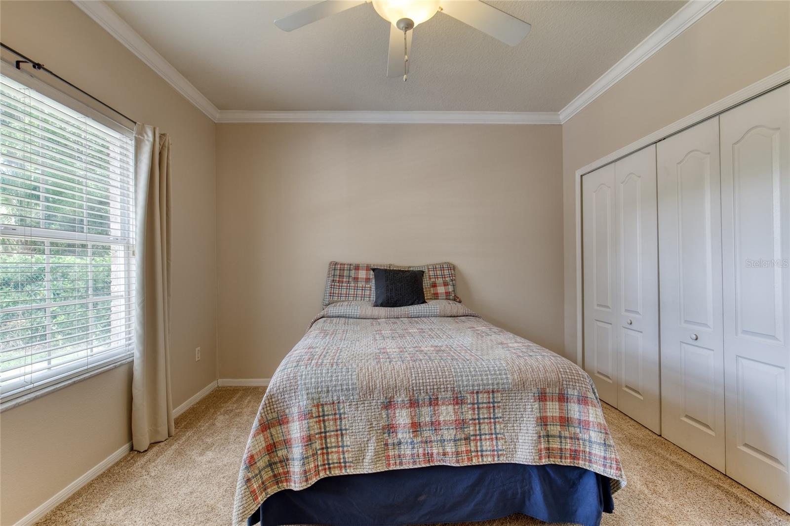 5 Watercliff Ln Property Photo 48