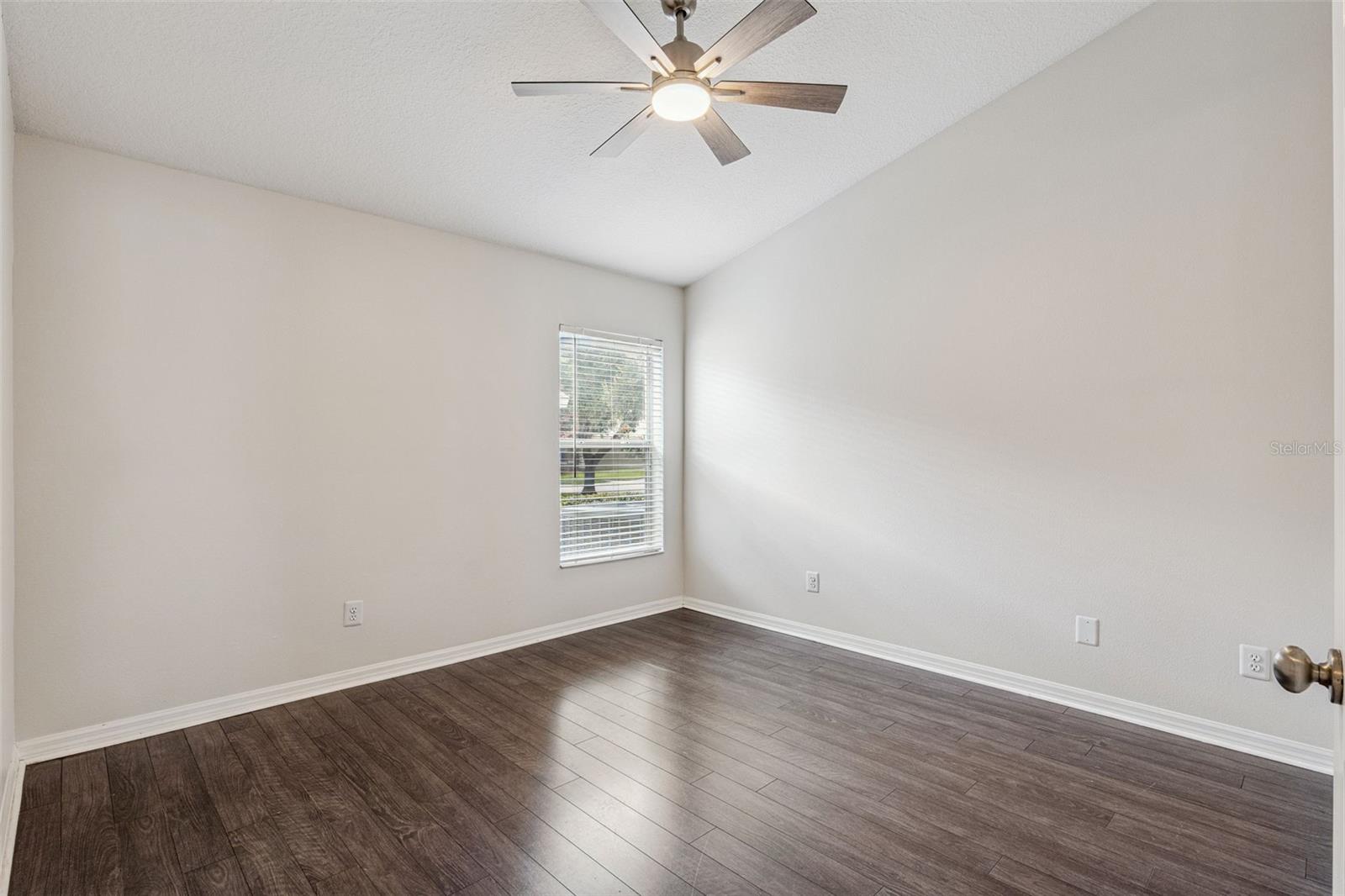 1462 Barn Owl Loop Property Photo 18