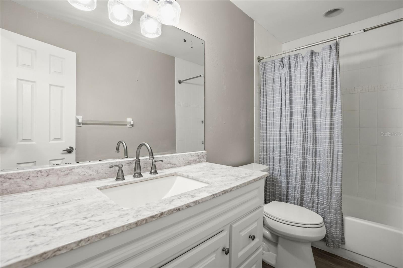 5780 Devon St Property Photo 12