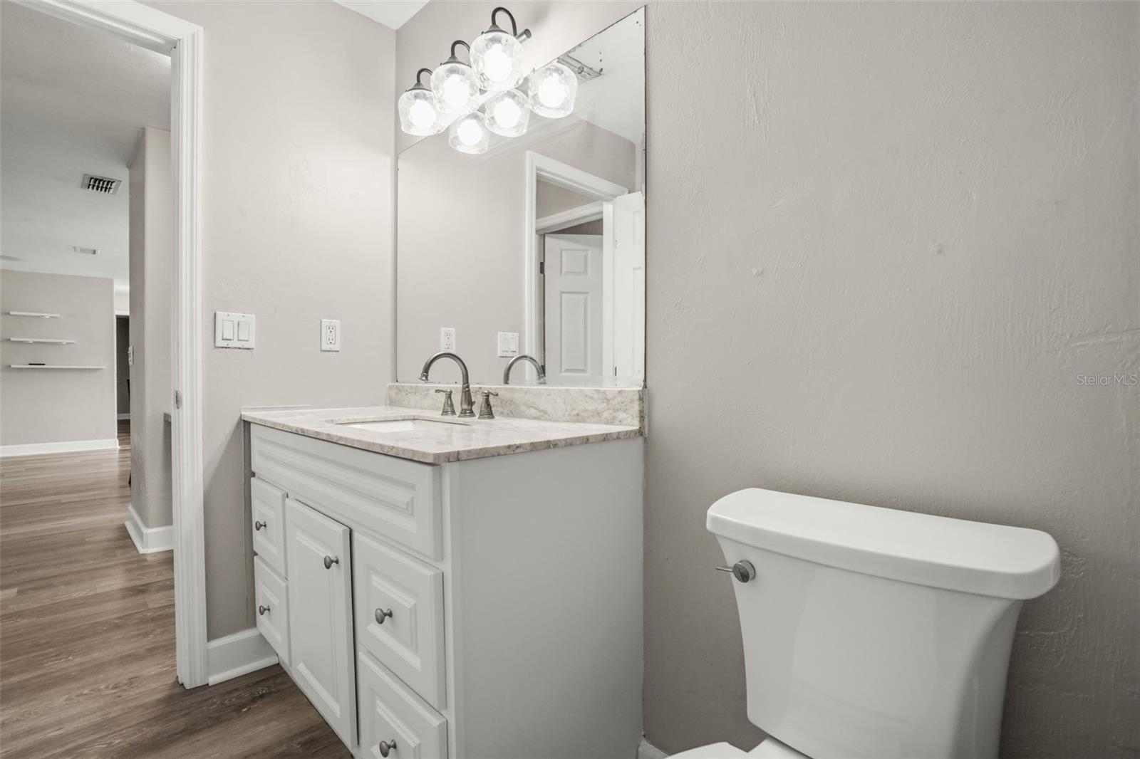 5780 Devon St Property Photo 13