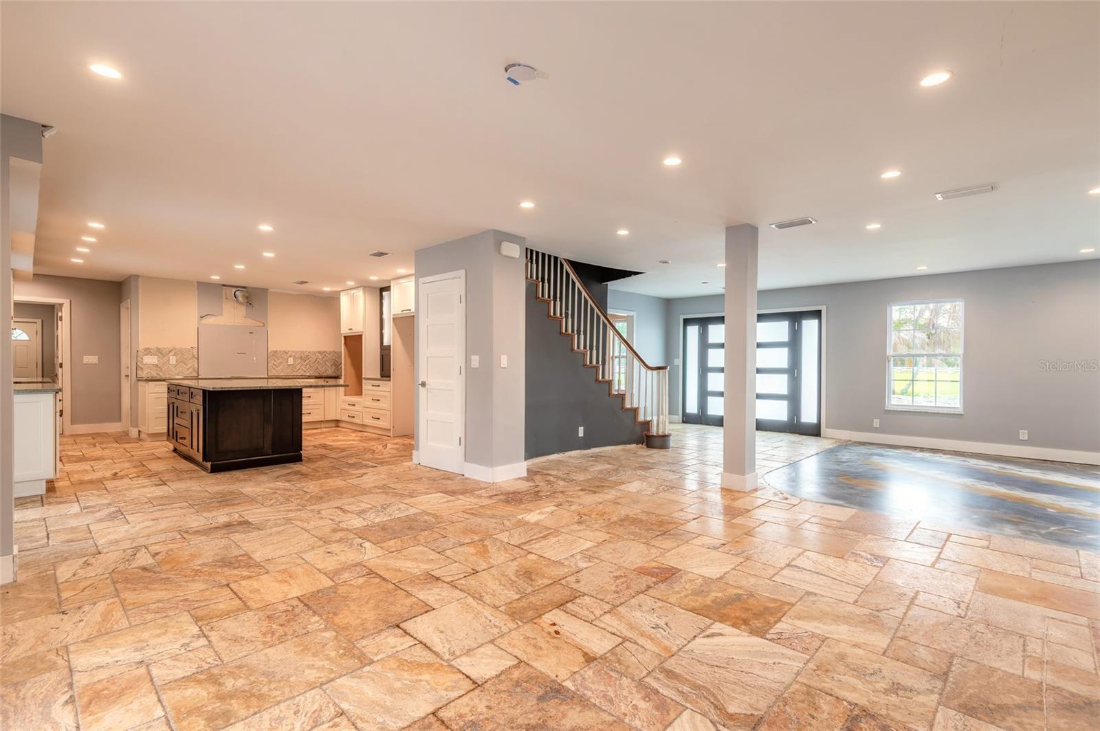 2015 Halifax Dr Property Photo 10