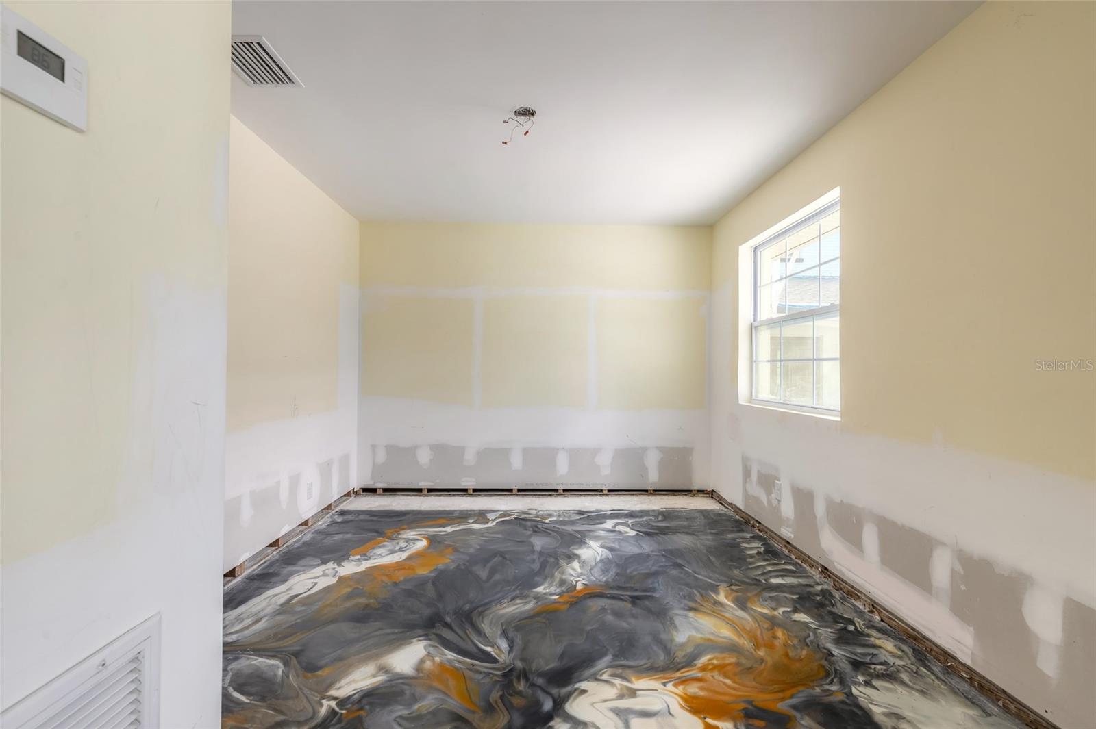 2015 Halifax Dr Property Photo 21