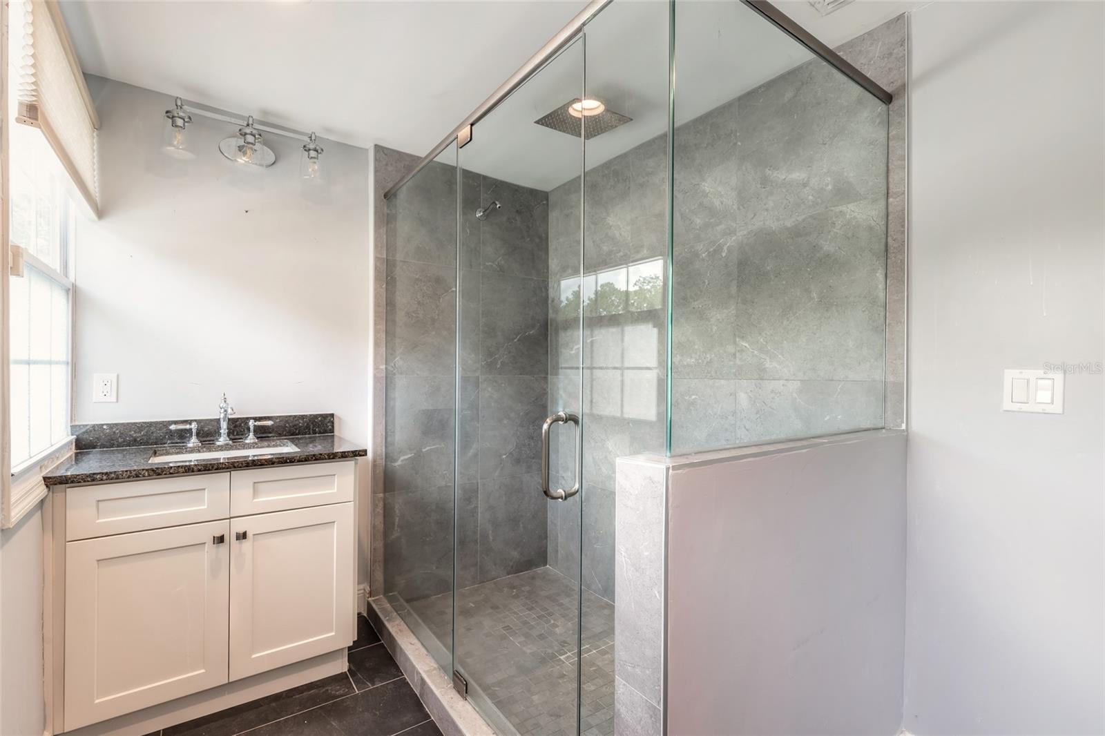 2015 Halifax Dr Property Photo 34