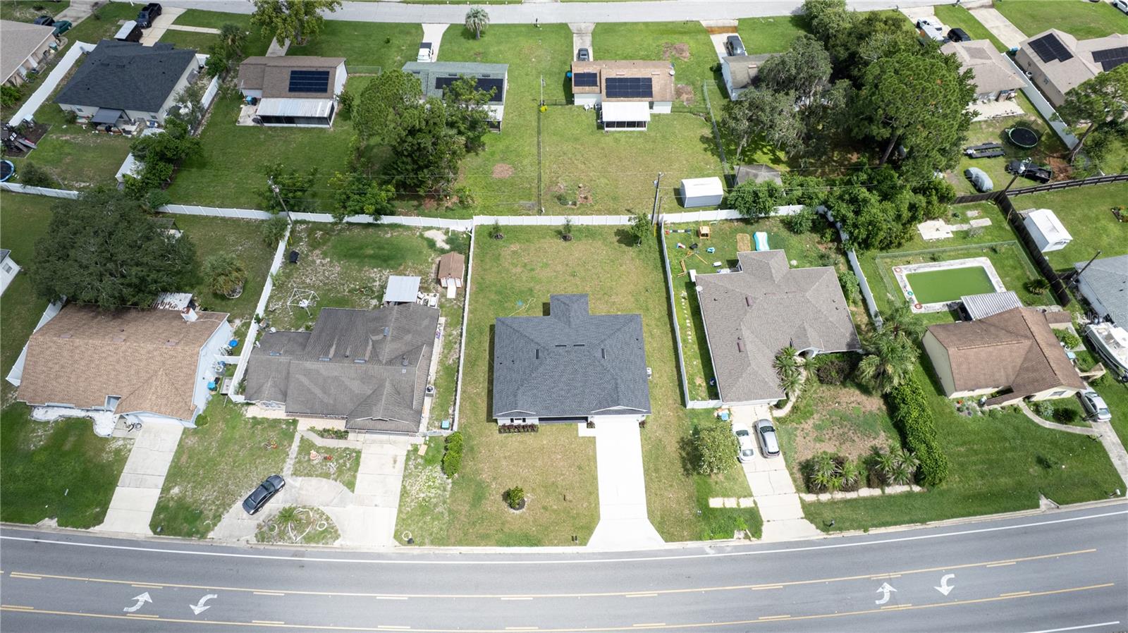 1592 E Normandy Blvd Property Photo 2