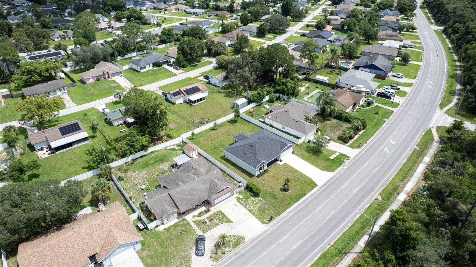 1592 E Normandy Blvd Property Photo 3