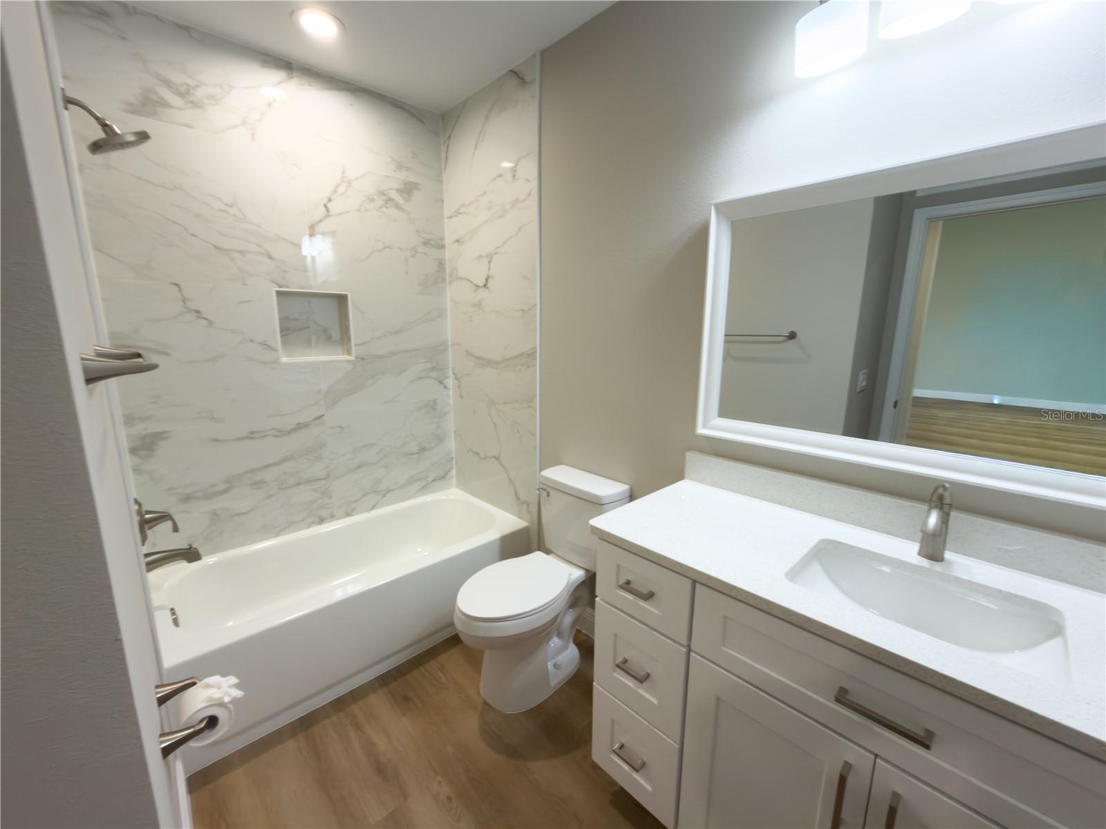 1592 E Normandy Blvd Property Photo 19
