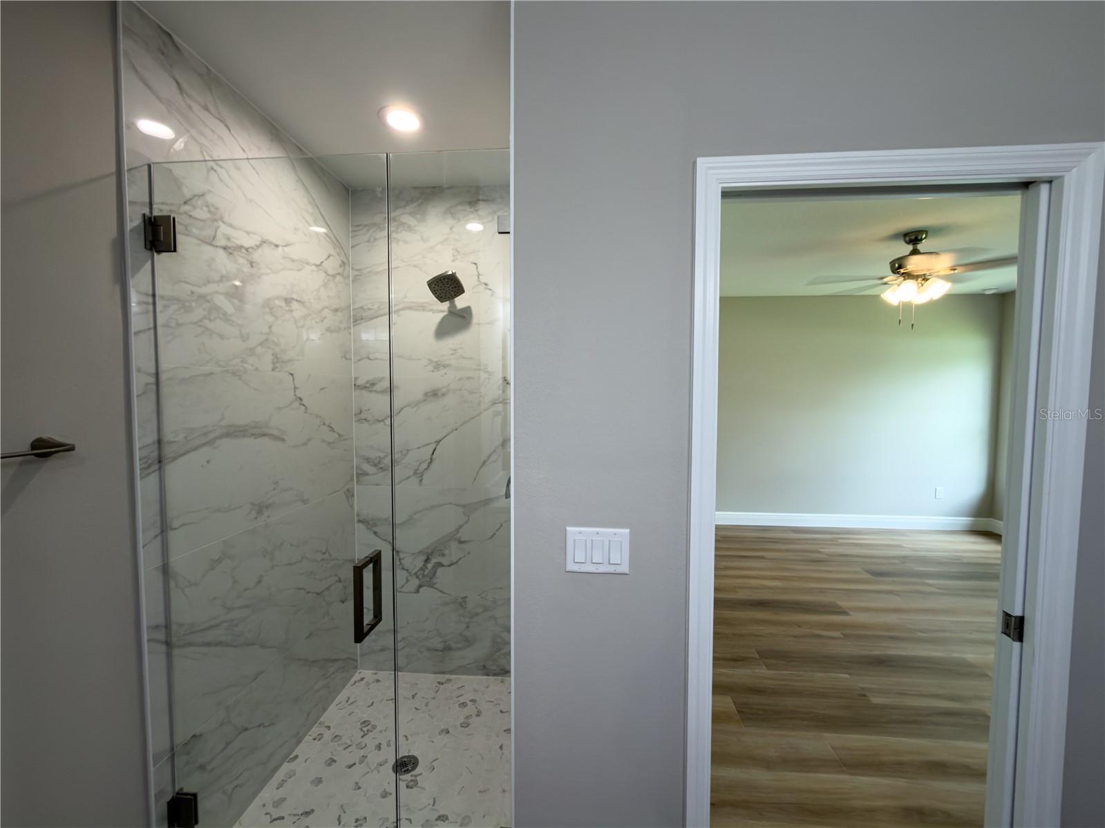 1592 E Normandy Blvd Property Photo 23