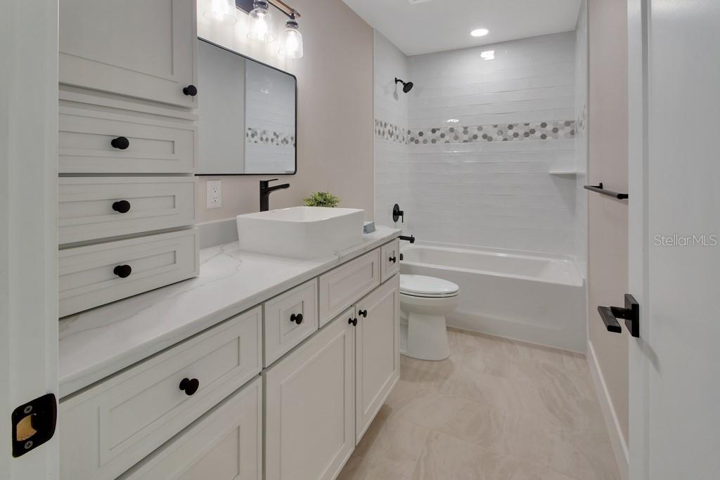 1530 Deermoss Ln Property Photo 18