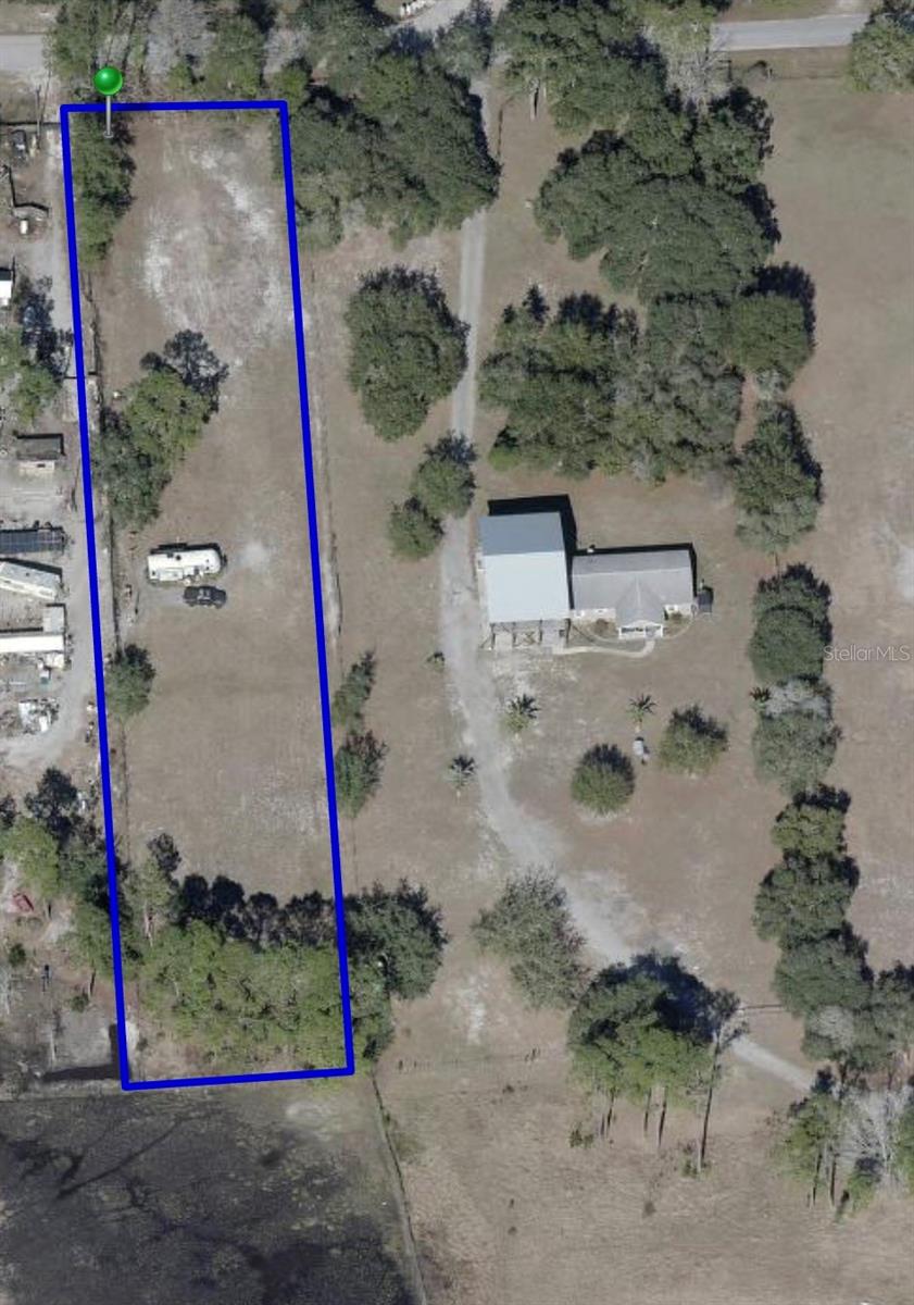 32402 Pine Rd Property Photo 2