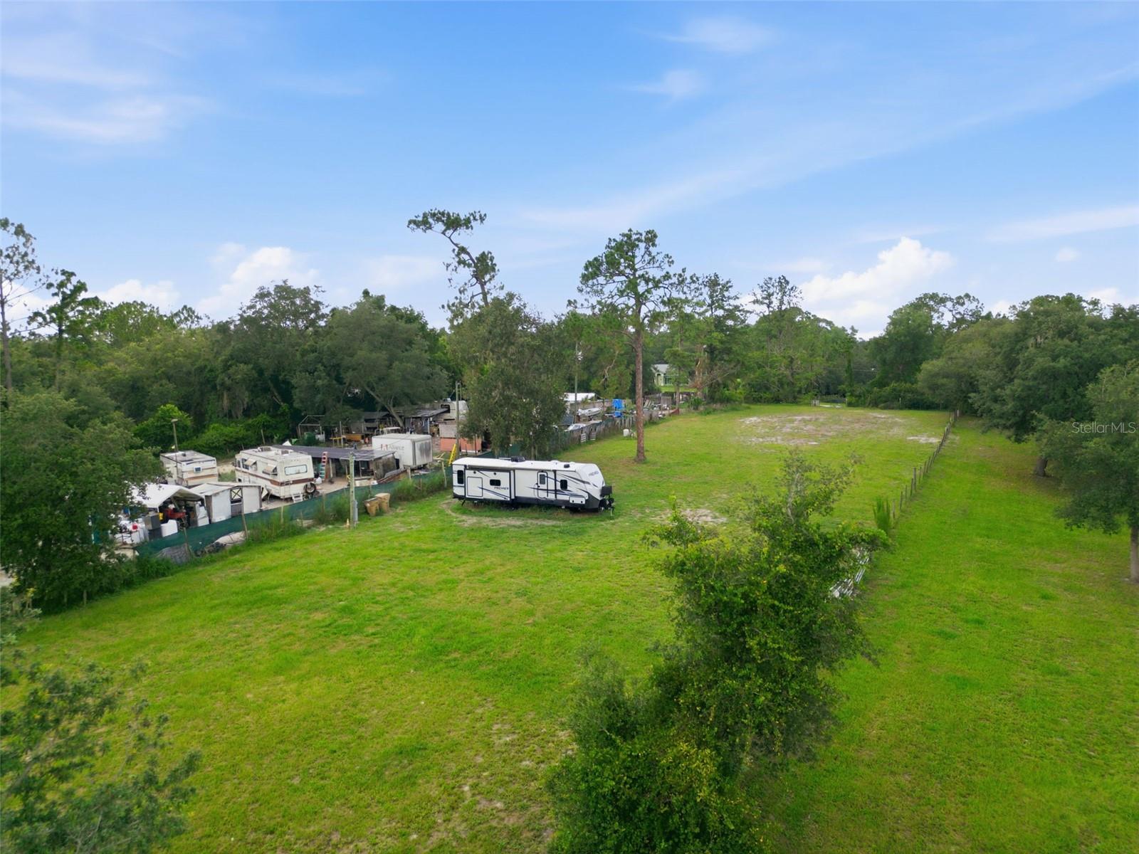 32402 Pine Rd Property Photo 4