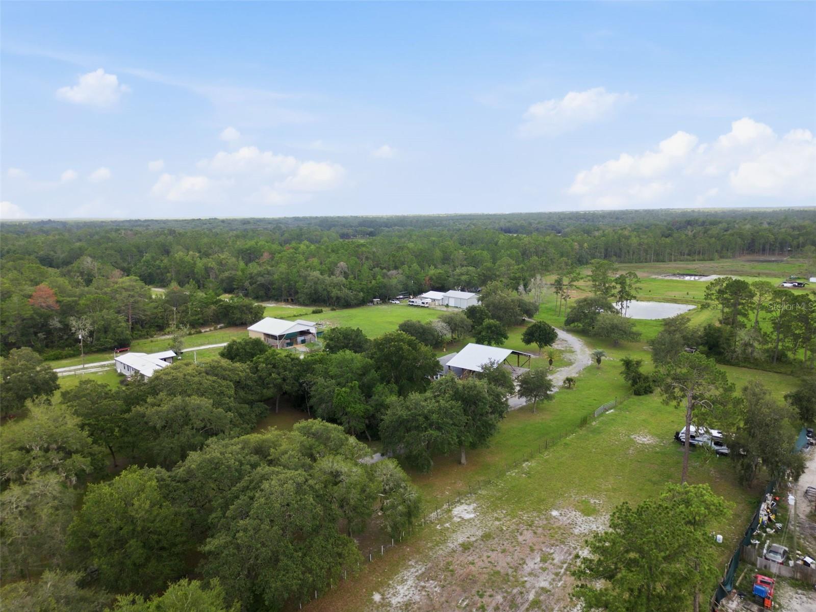 32402 Pine Rd Property Photo 5