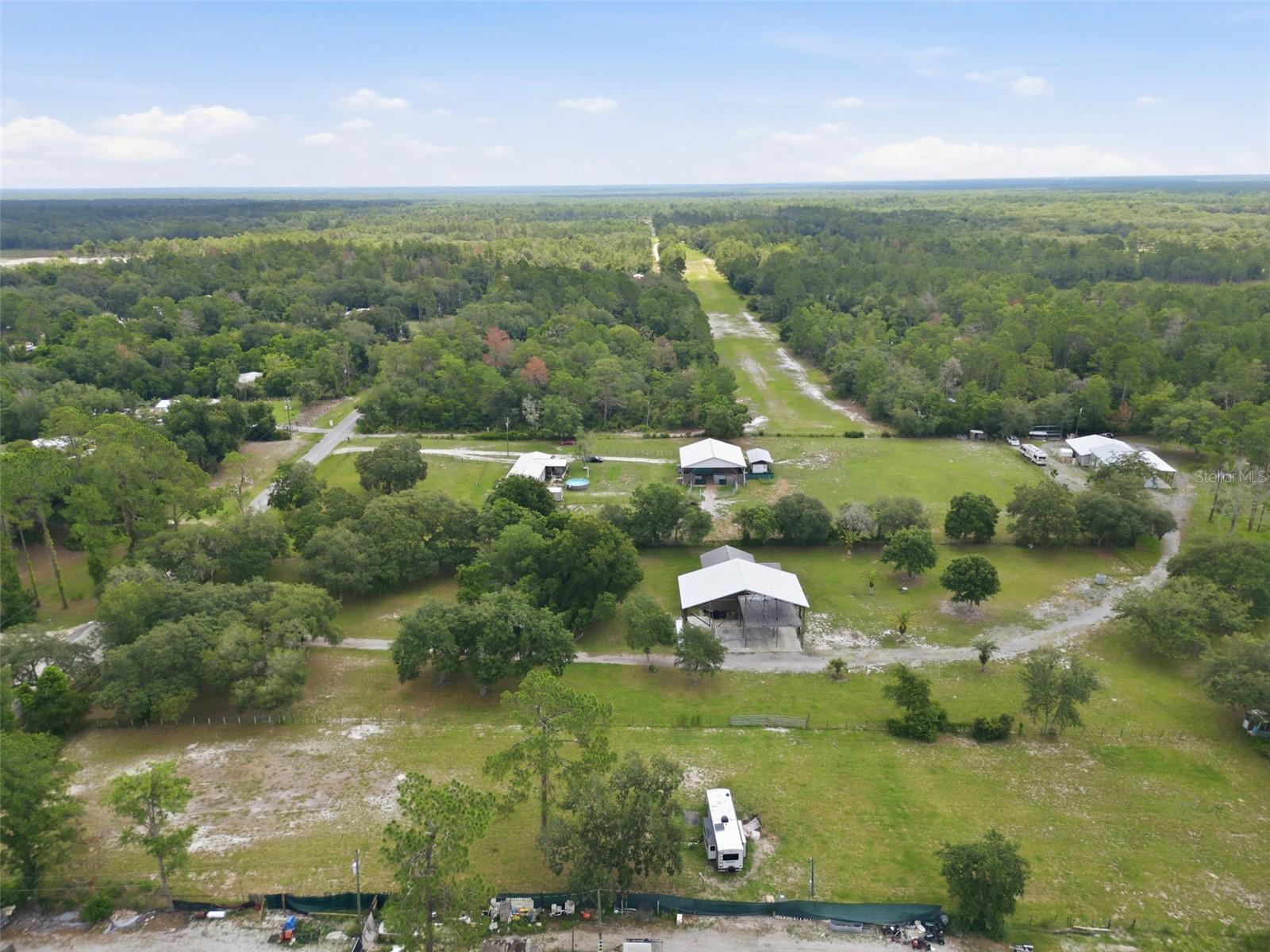 32402 Pine Rd Property Photo 9
