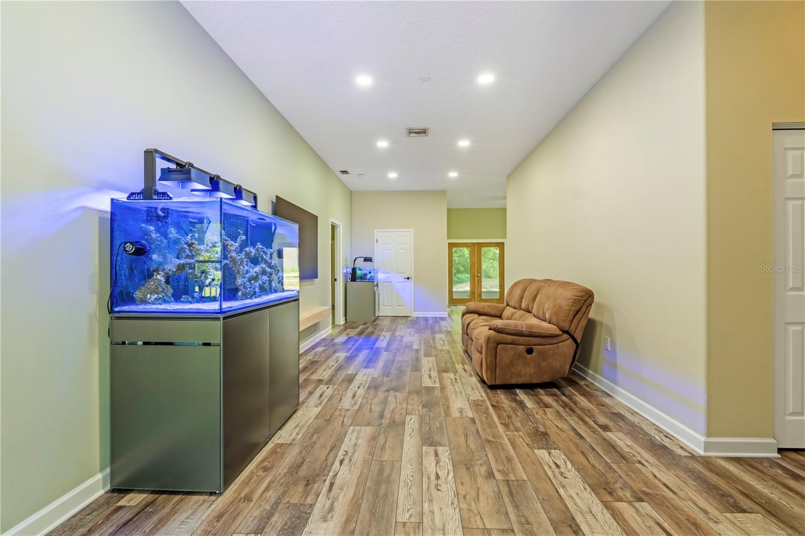 2287 N Spring Garden Ave Property Photo 11