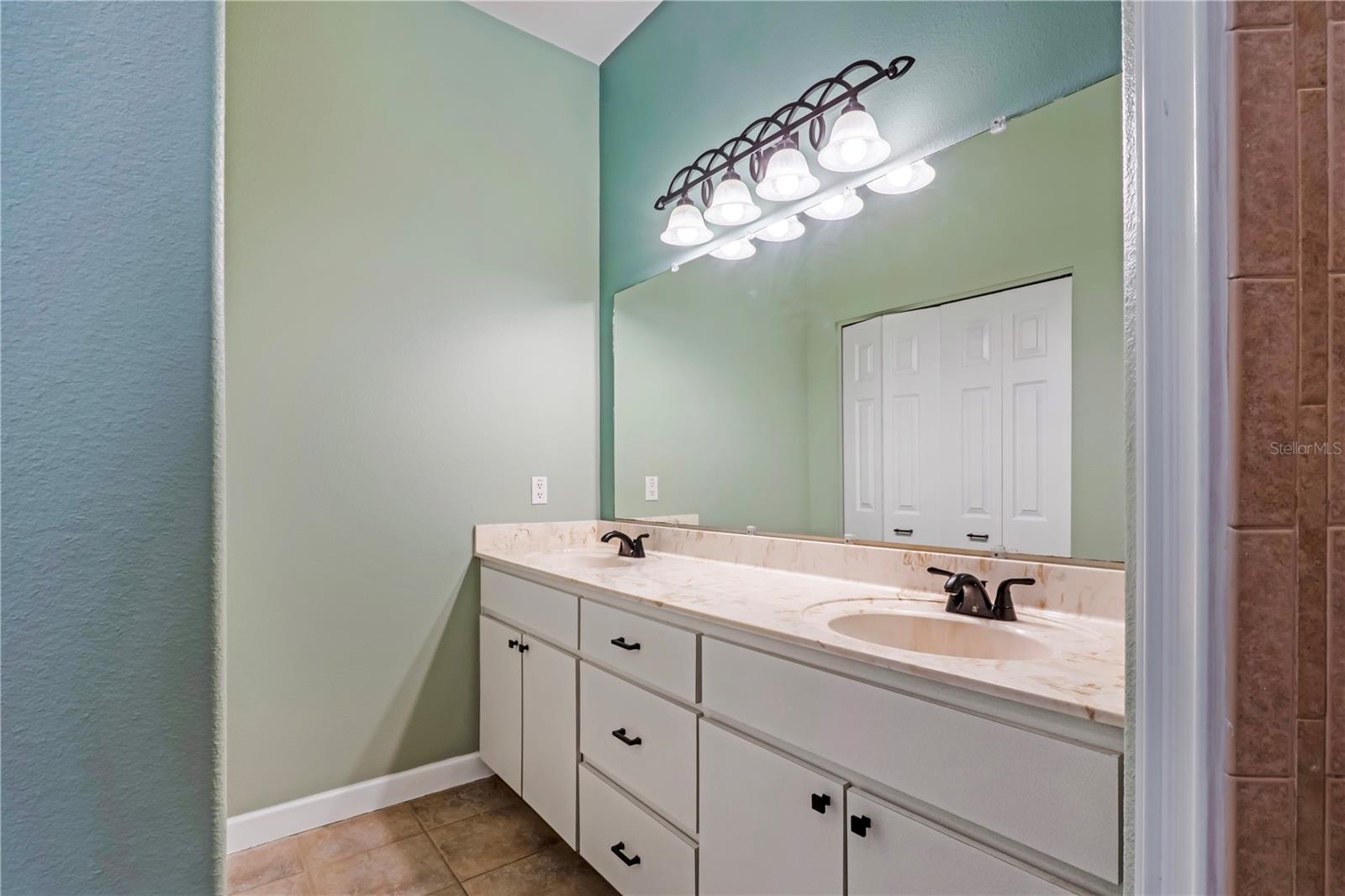 2287 N Spring Garden Ave Property Photo 32