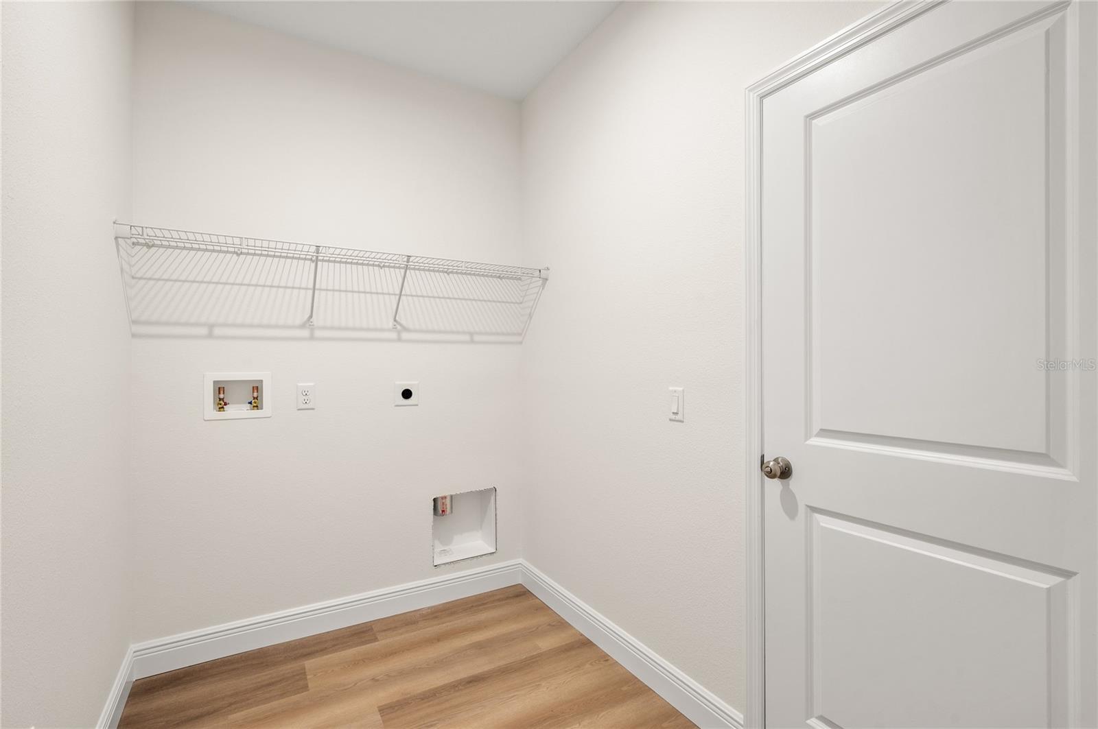 136 11th Ave Property Photo 18