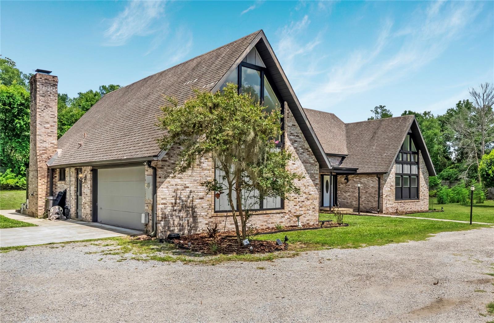 1375 Louis Ct Property Photo 3