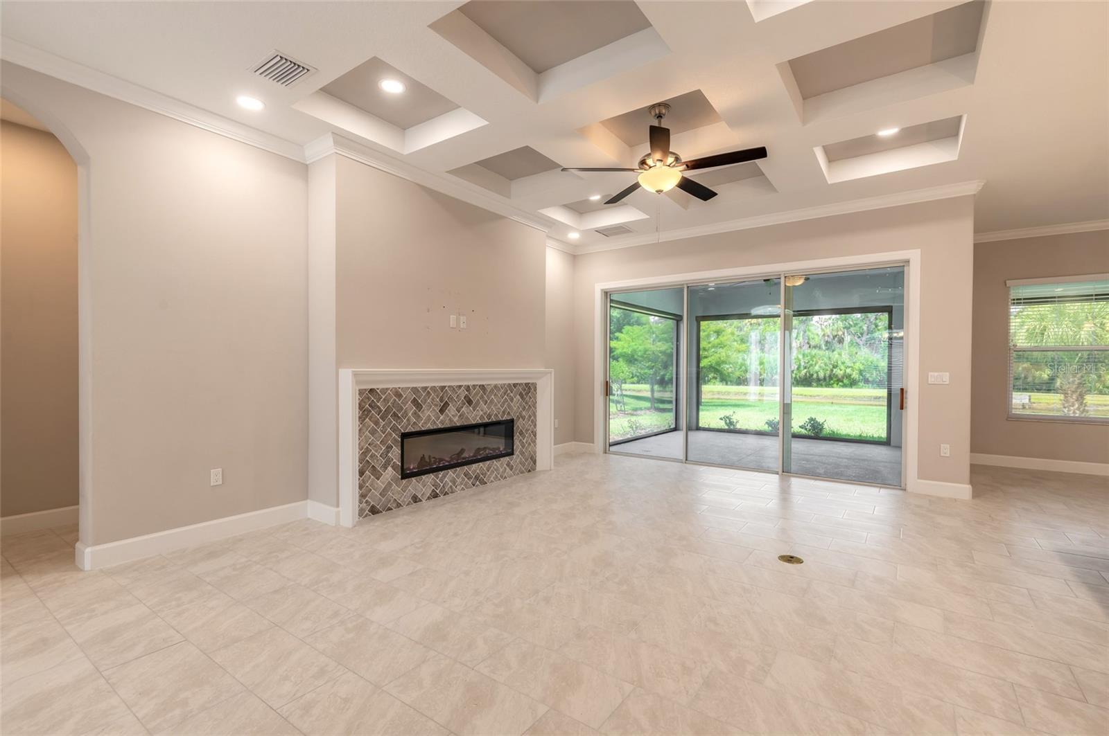 61 N Riverwalk Dr Property Photo 6
