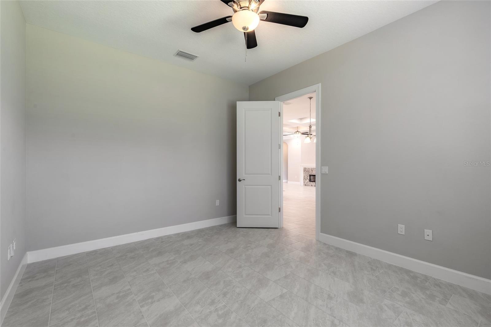 61 N Riverwalk Dr Property Photo 17