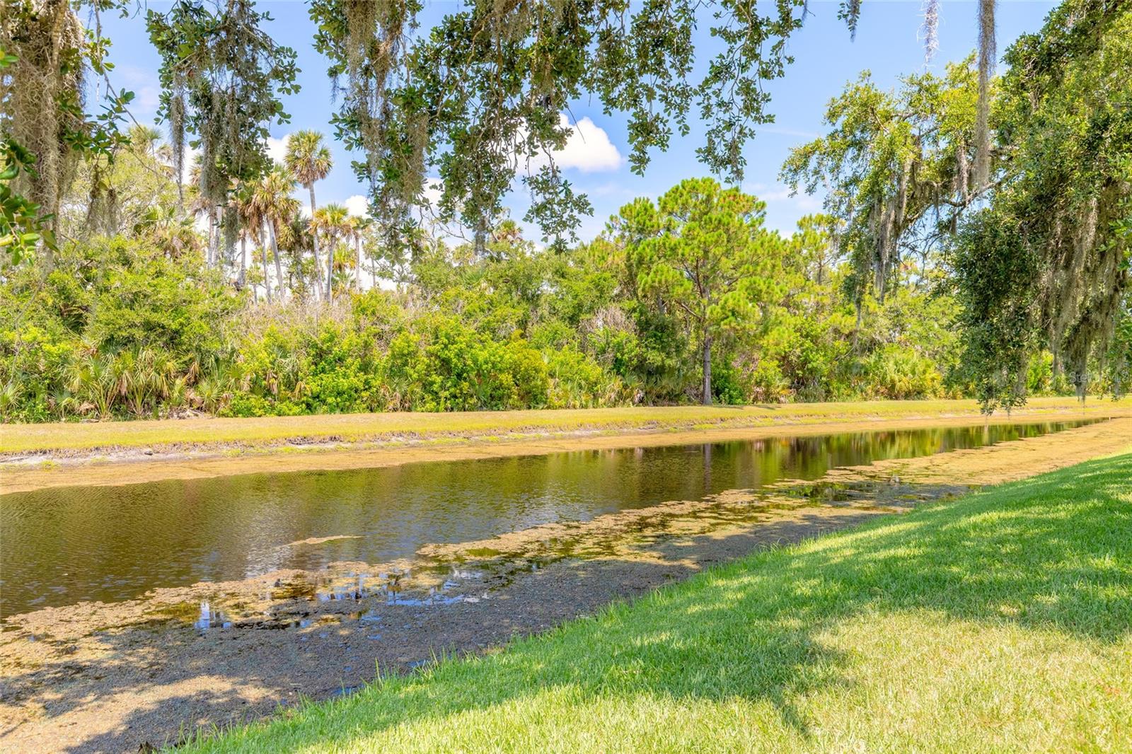 61 N Riverwalk Dr Property Photo 27