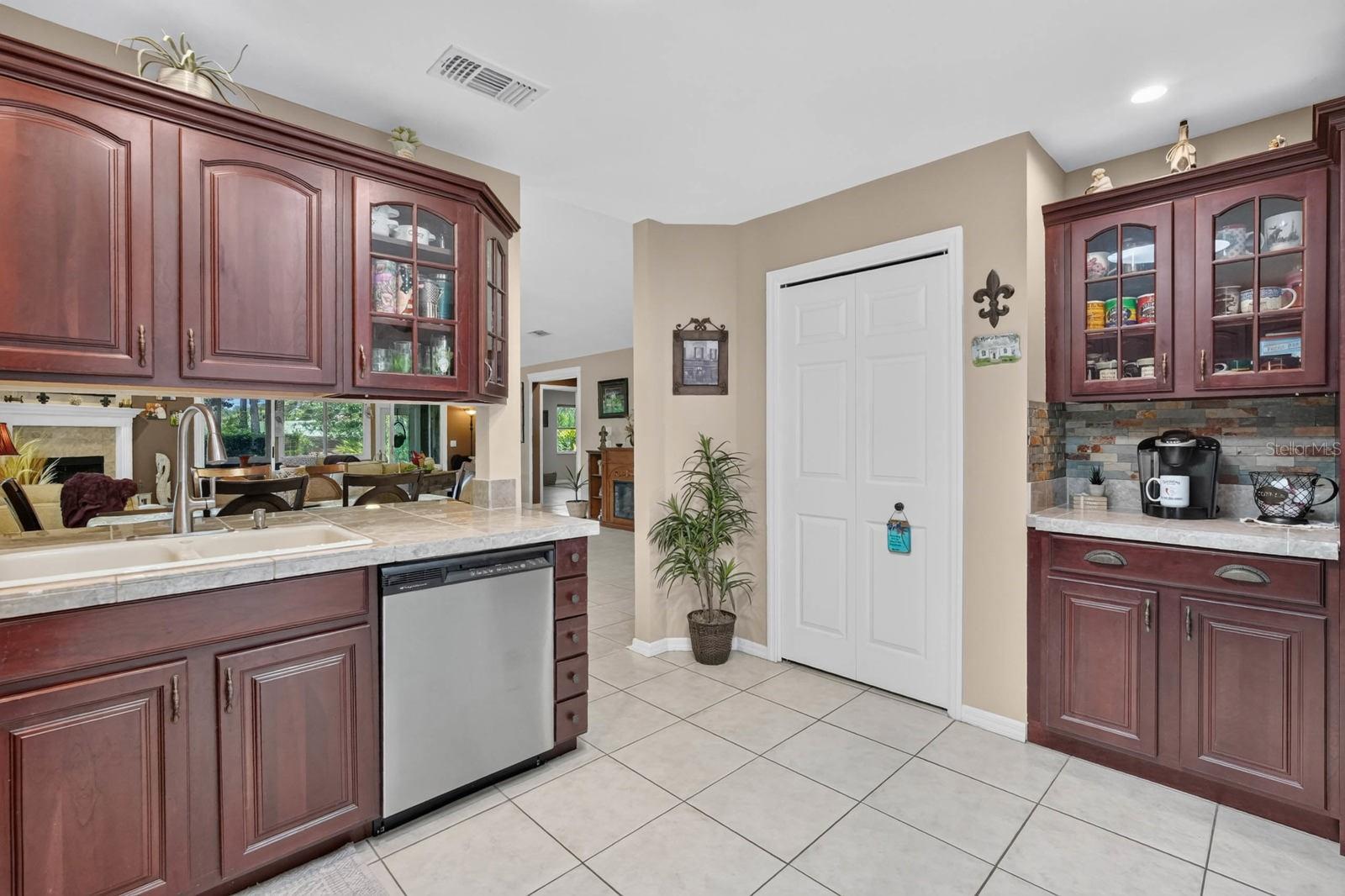 8 Jasmine Run Property Photo 14
