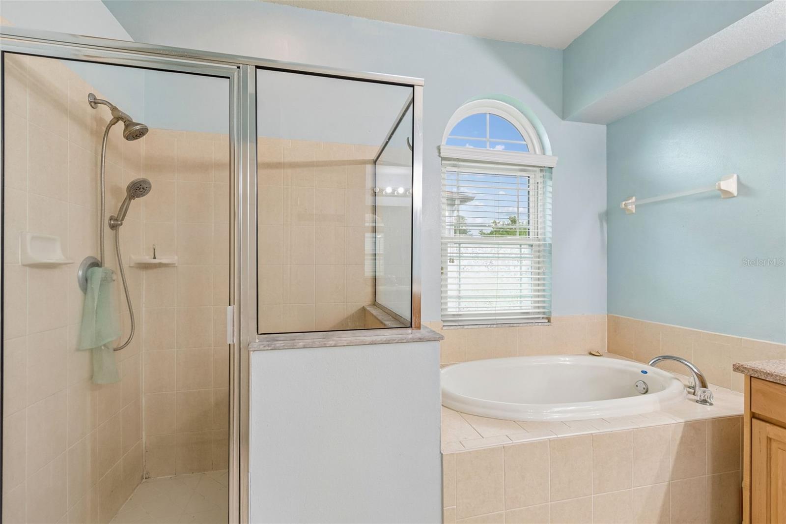 5737 Wynstone Ln Property Photo 25