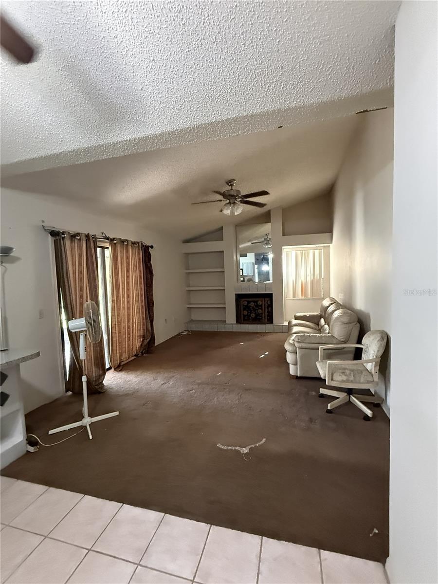 1231 Gage Ave Property Photo 7