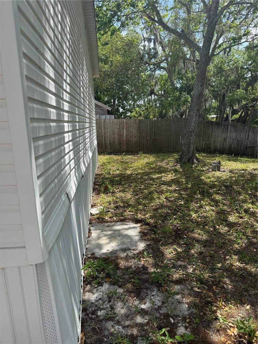 5406 Sydney St Property Photo 22