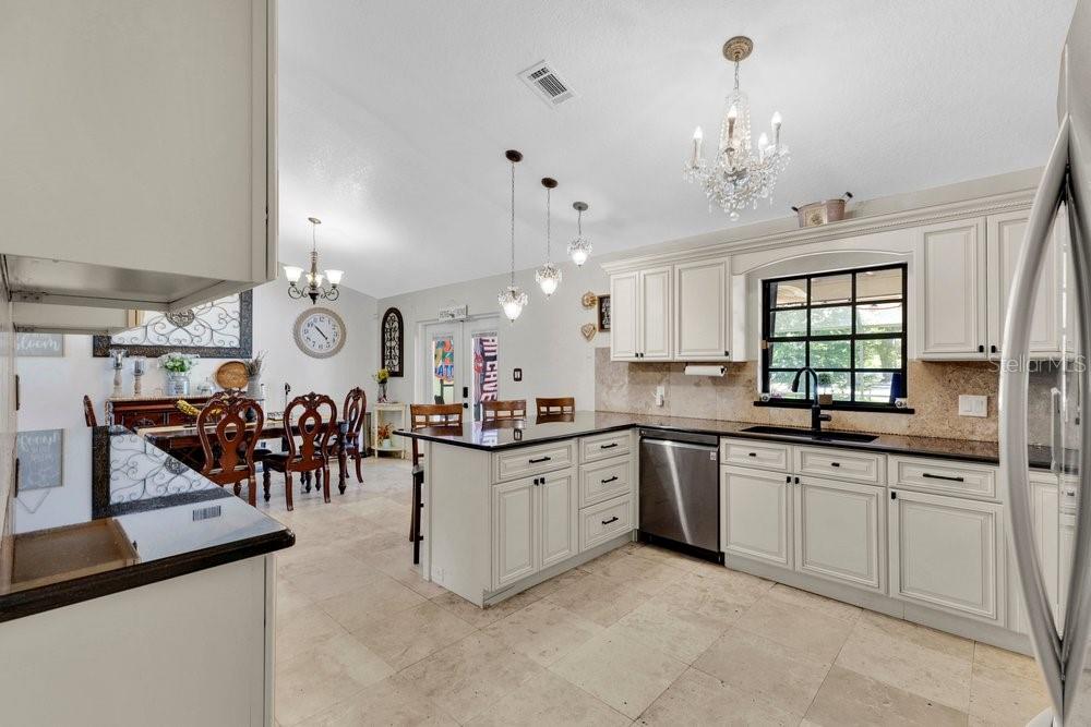 1304 Ariana Woods Cir Property Photo 4