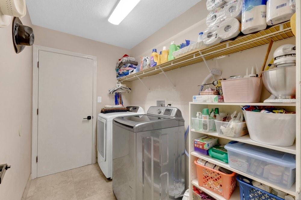 1304 Ariana Woods Cir Property Photo 18