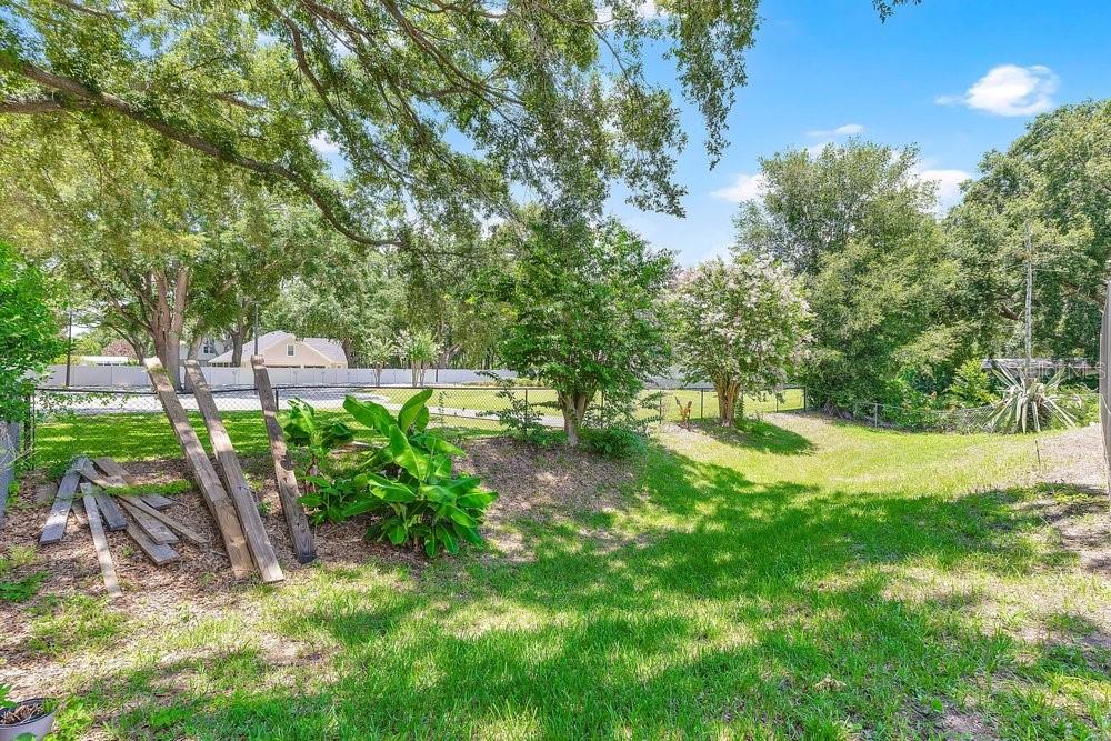 1304 Ariana Woods Cir Property Photo 24