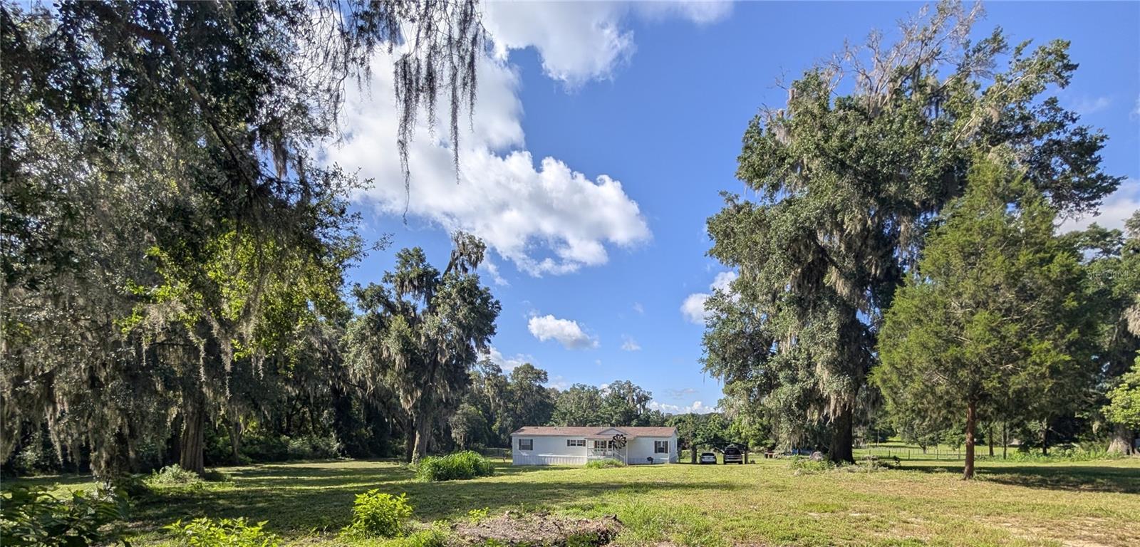 123 Amos Rd Property Photo 2