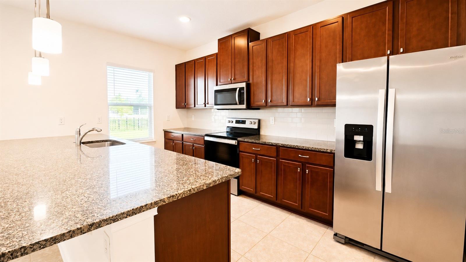 5614 Estero Loop Property Photo 5