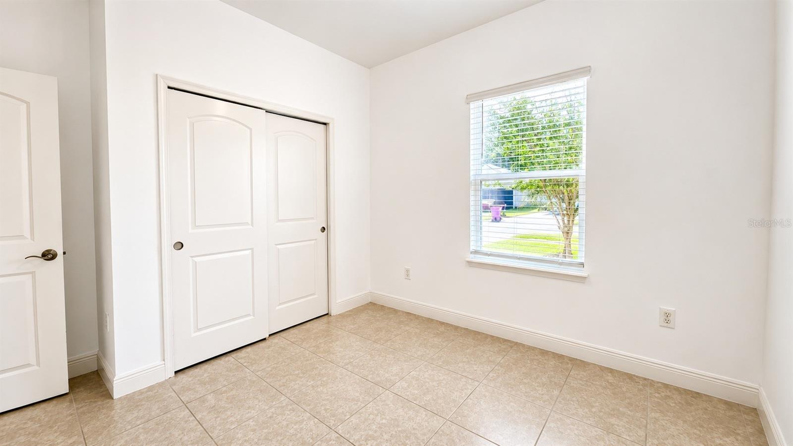 5614 Estero Loop Property Photo 11