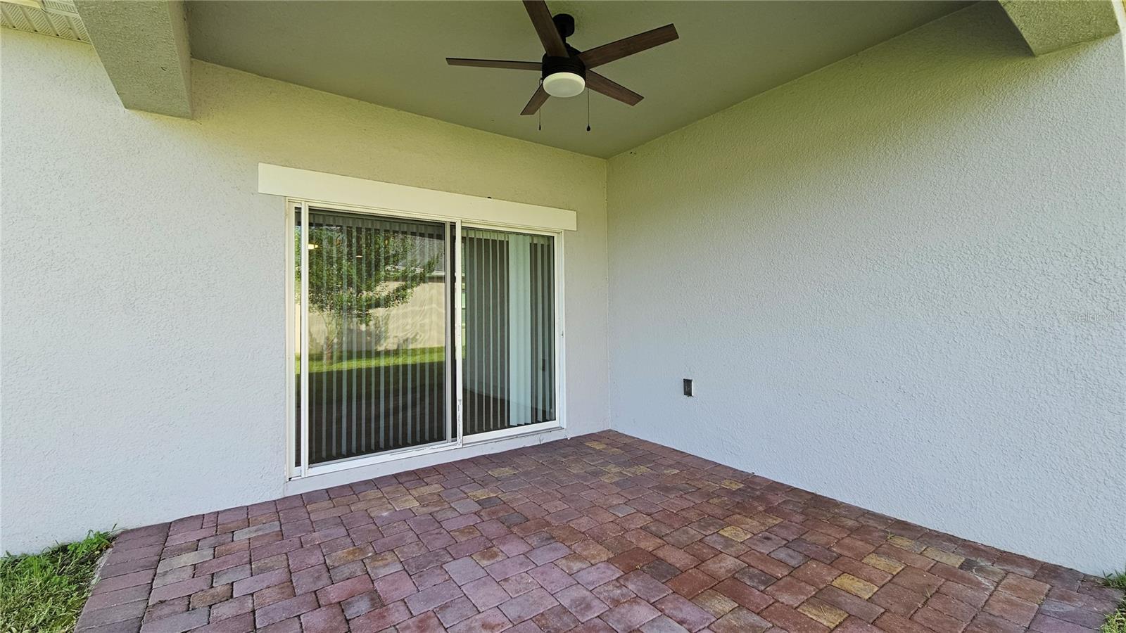 5614 Estero Loop Property Photo 18