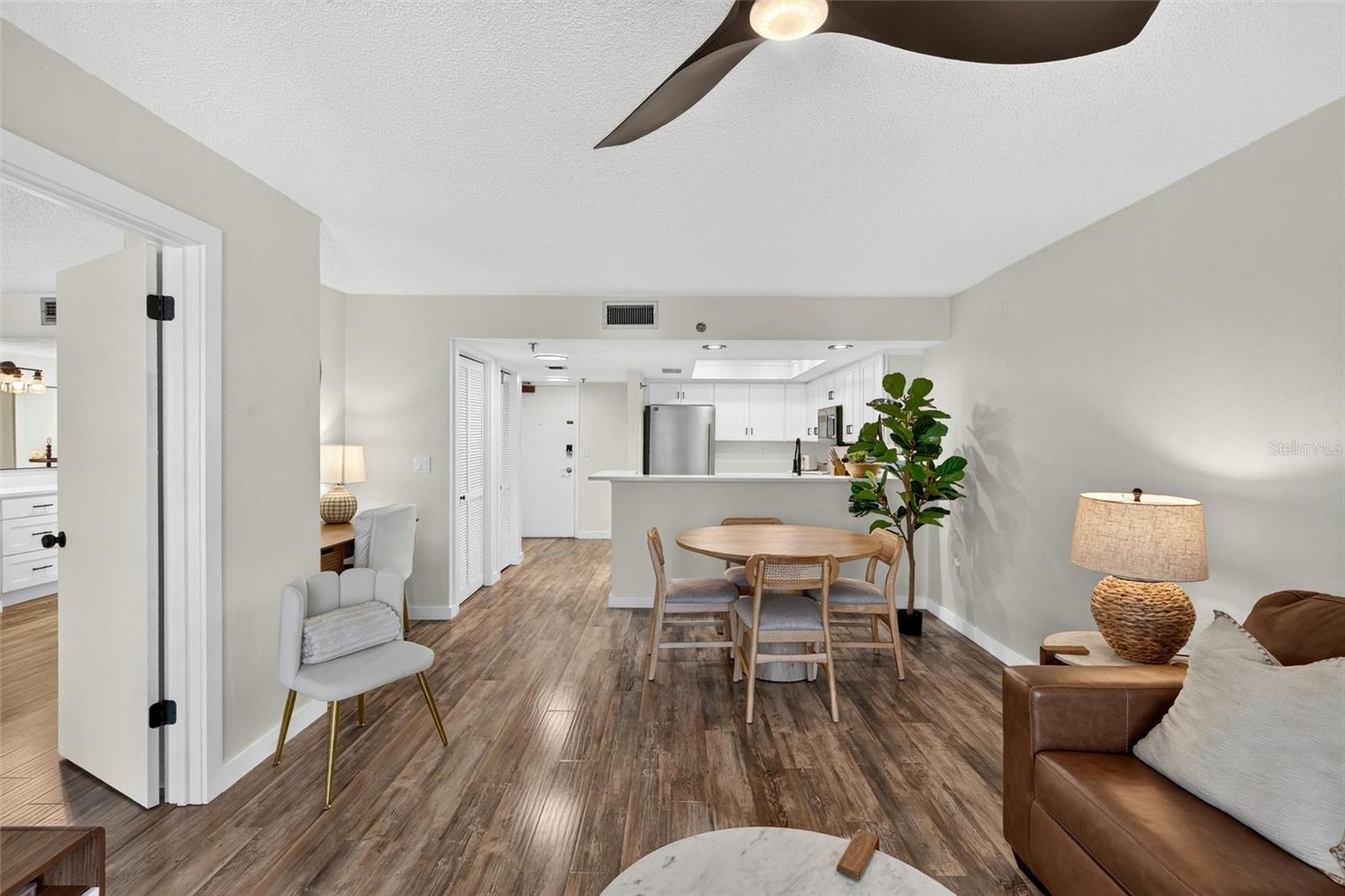 1513 Ocean Shore Blvd #10a Property Photo 11