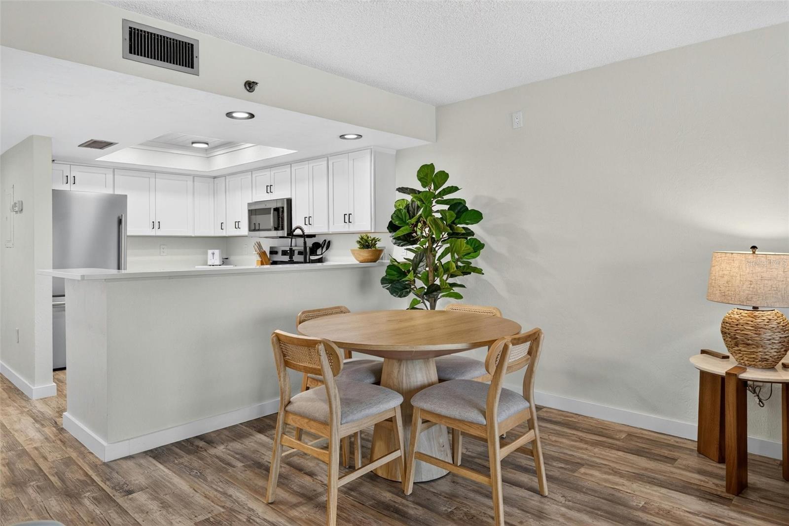 1513 Ocean Shore Blvd #10a Property Photo 15
