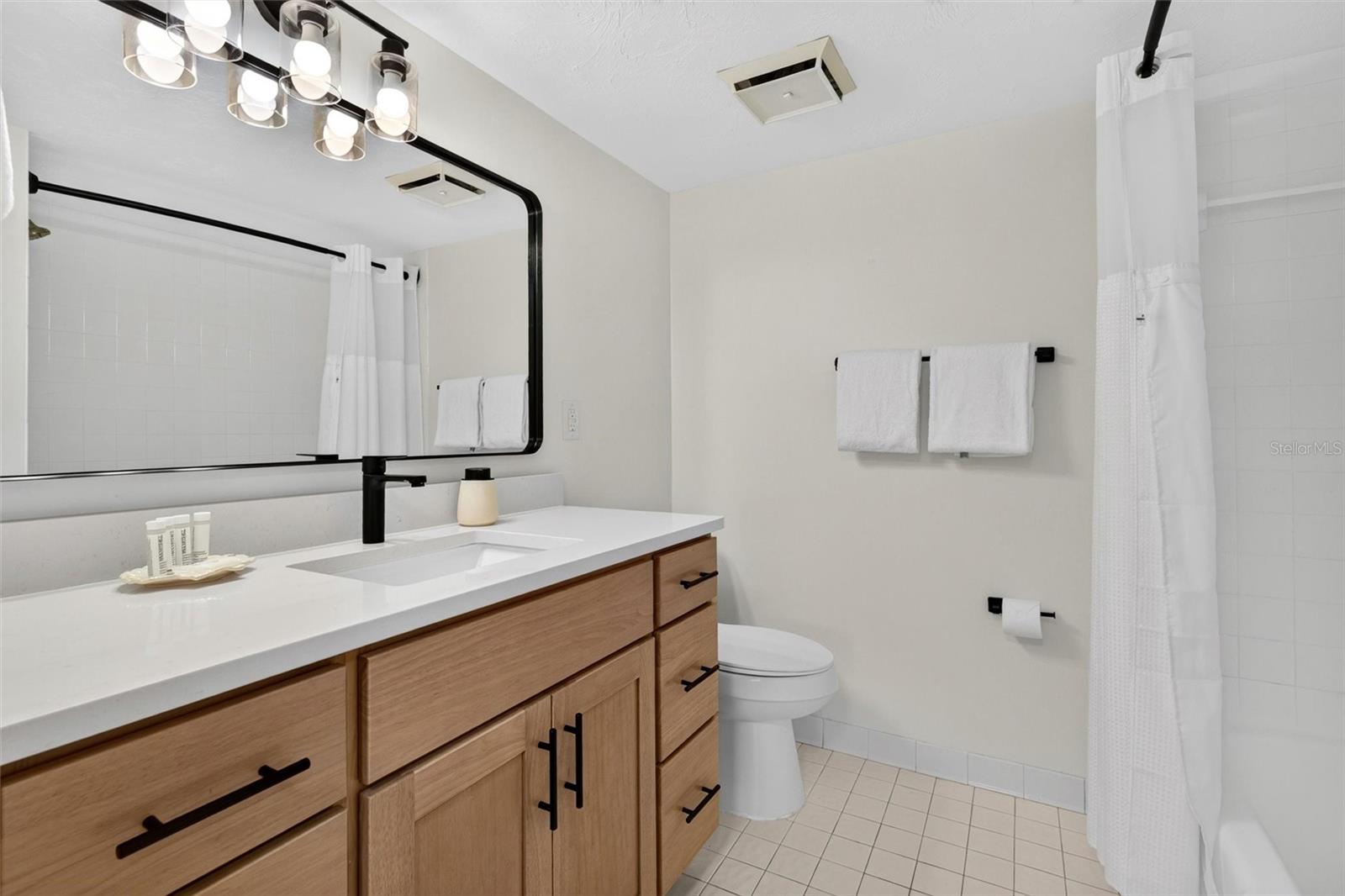 1513 Ocean Shore Blvd #10a Property Photo 26