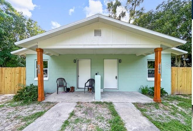 306 SW 19TH AVE Property Photo 1