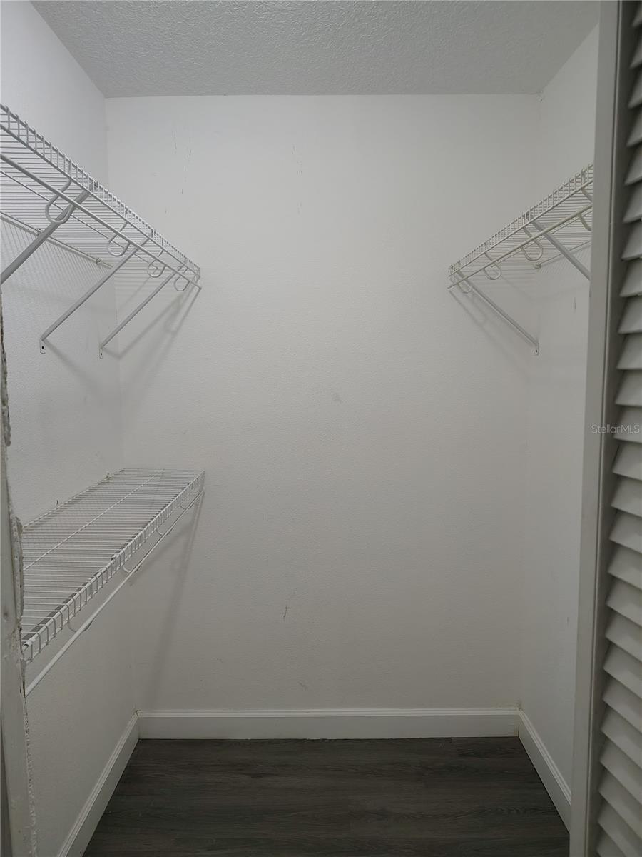 415 E Beresford Ave Property Photo 7