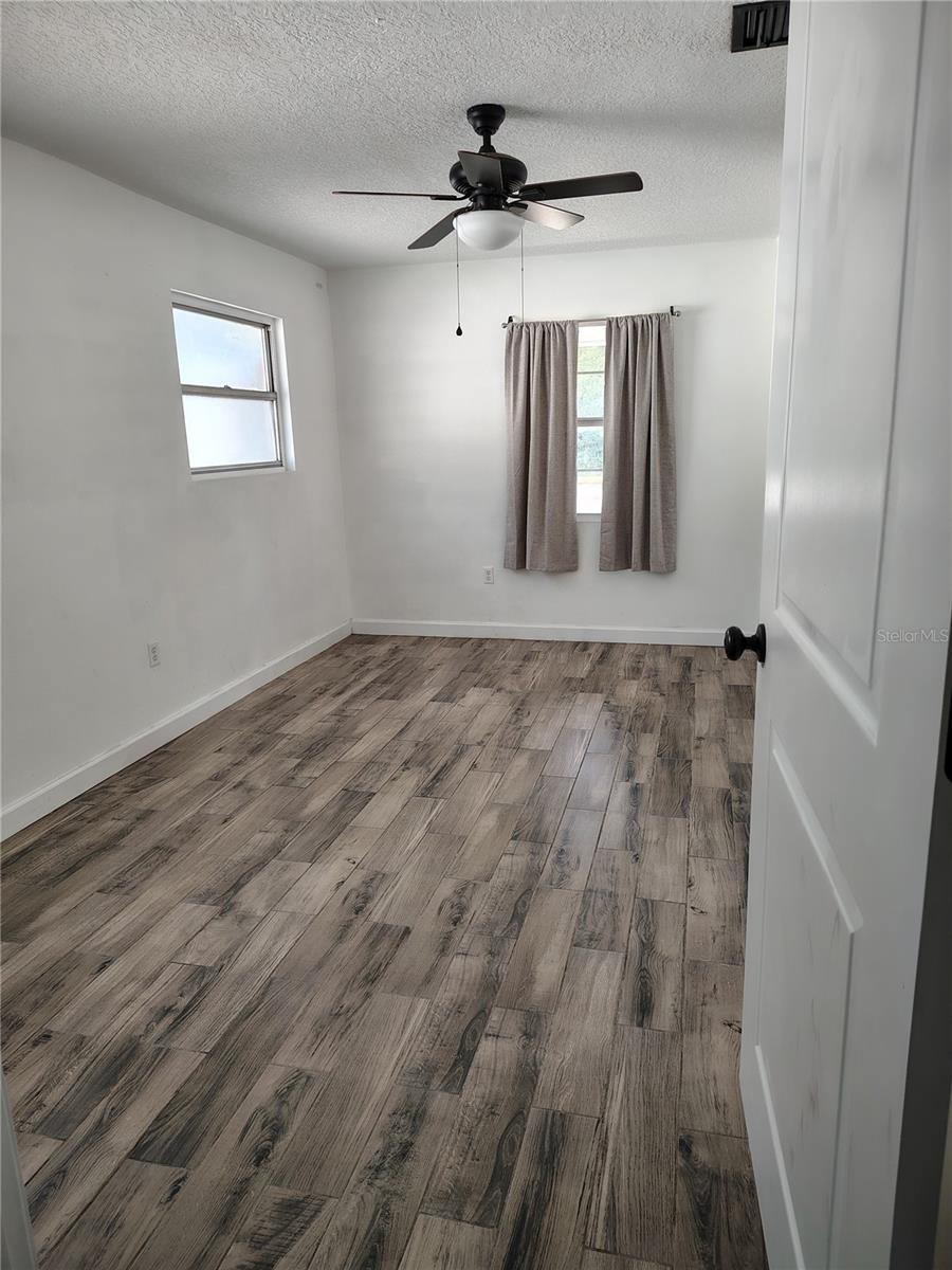 415 E Beresford Ave Property Photo 23