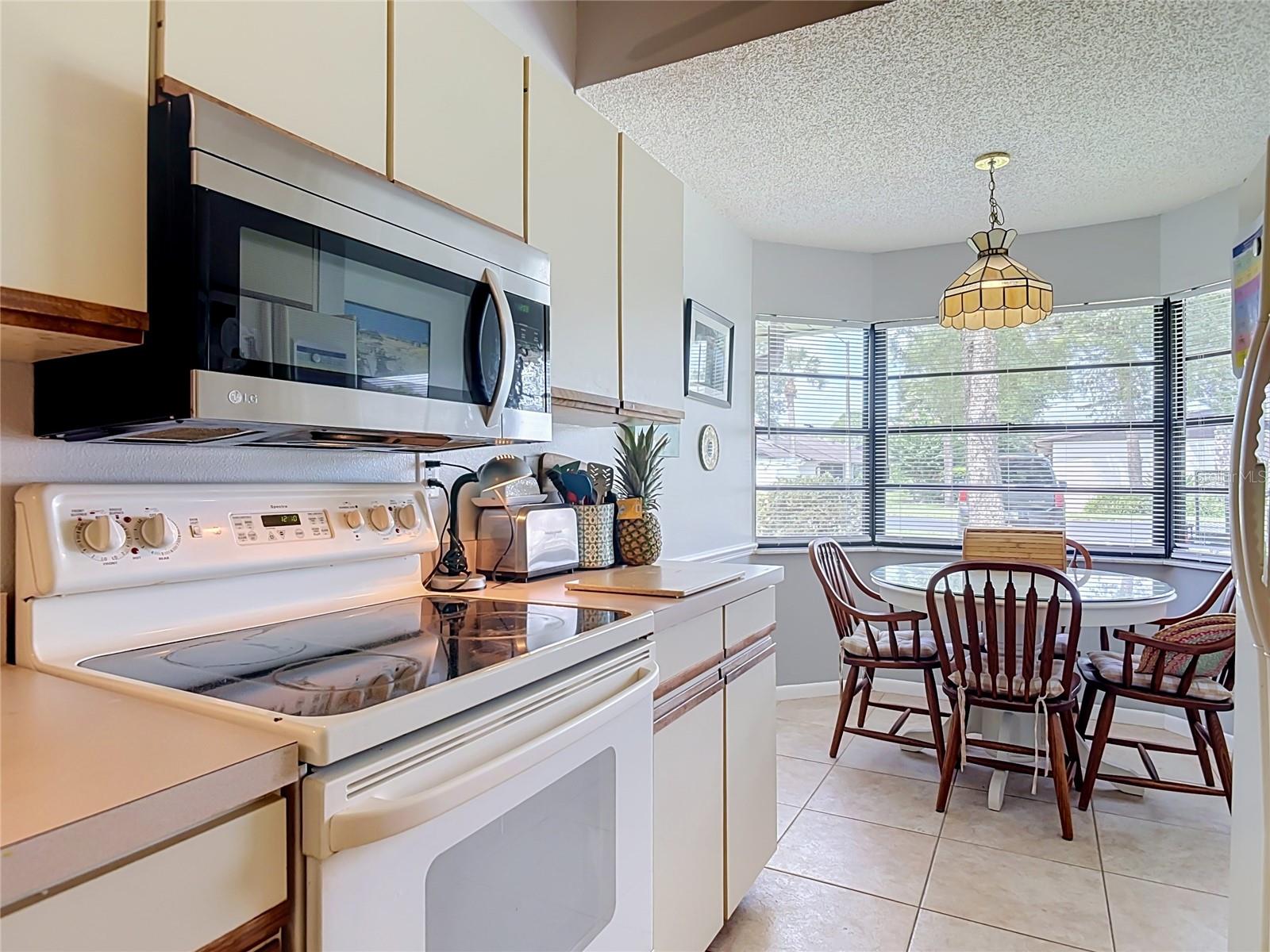 935 Eastridge Dr #7a Property Photo 6