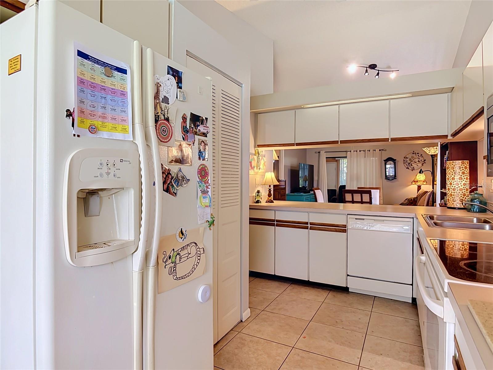 935 Eastridge Dr #7a Property Photo 9