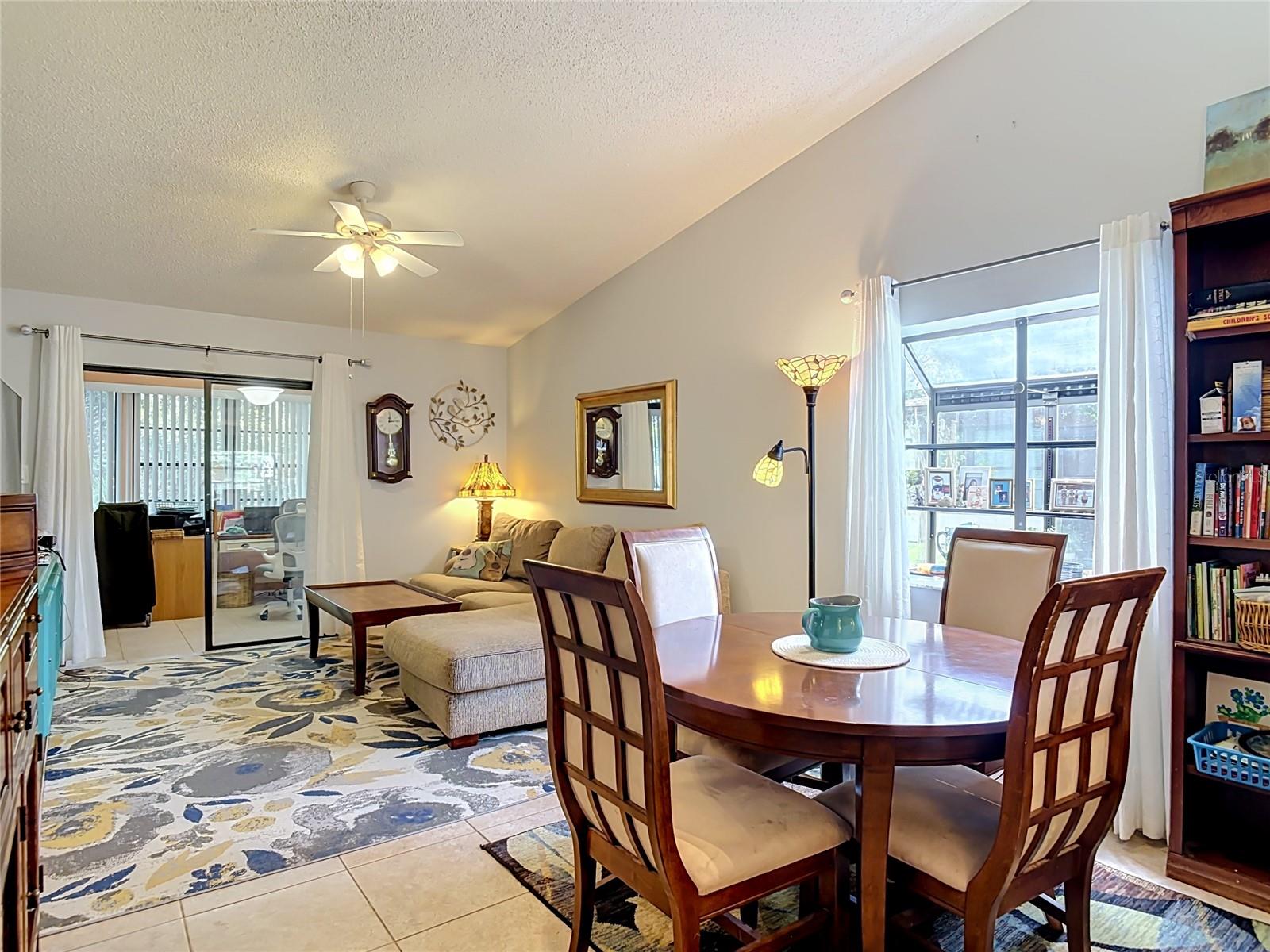 935 Eastridge Dr #7a Property Photo 13